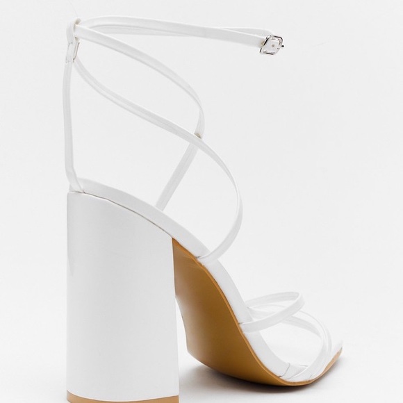 Nasty Gal pointed toe strappy heel - Picture 1 of 3